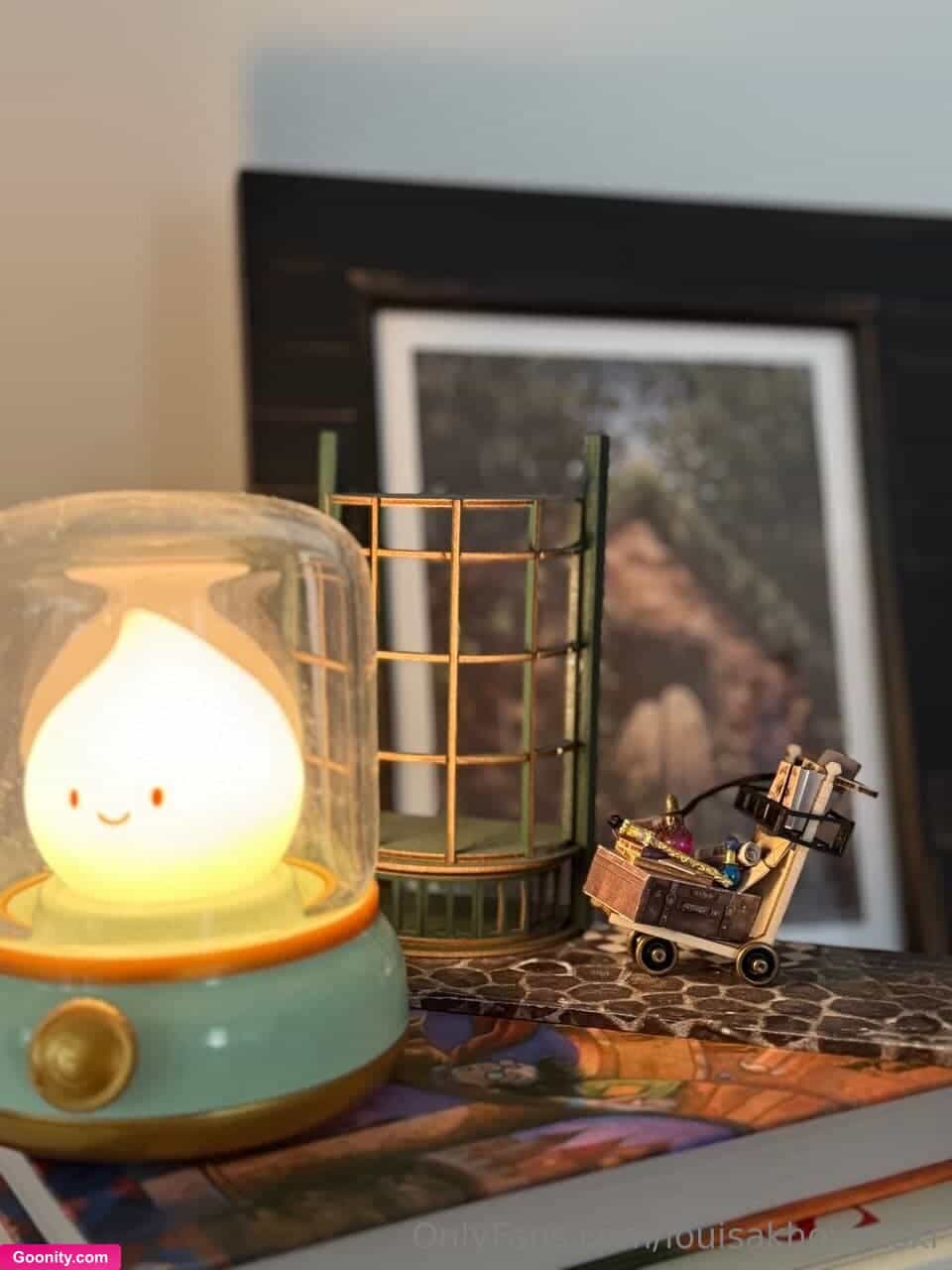 Louisa Khovanski photo 21