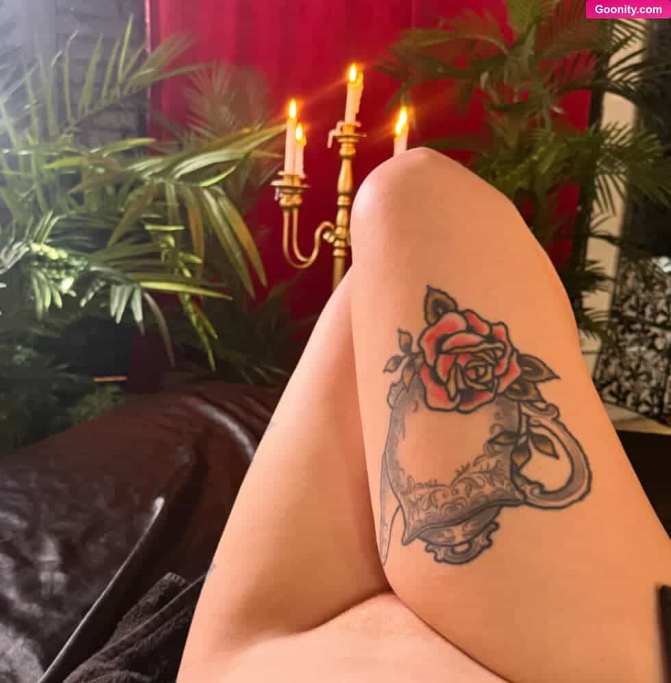 melodyaugust - Photo 1