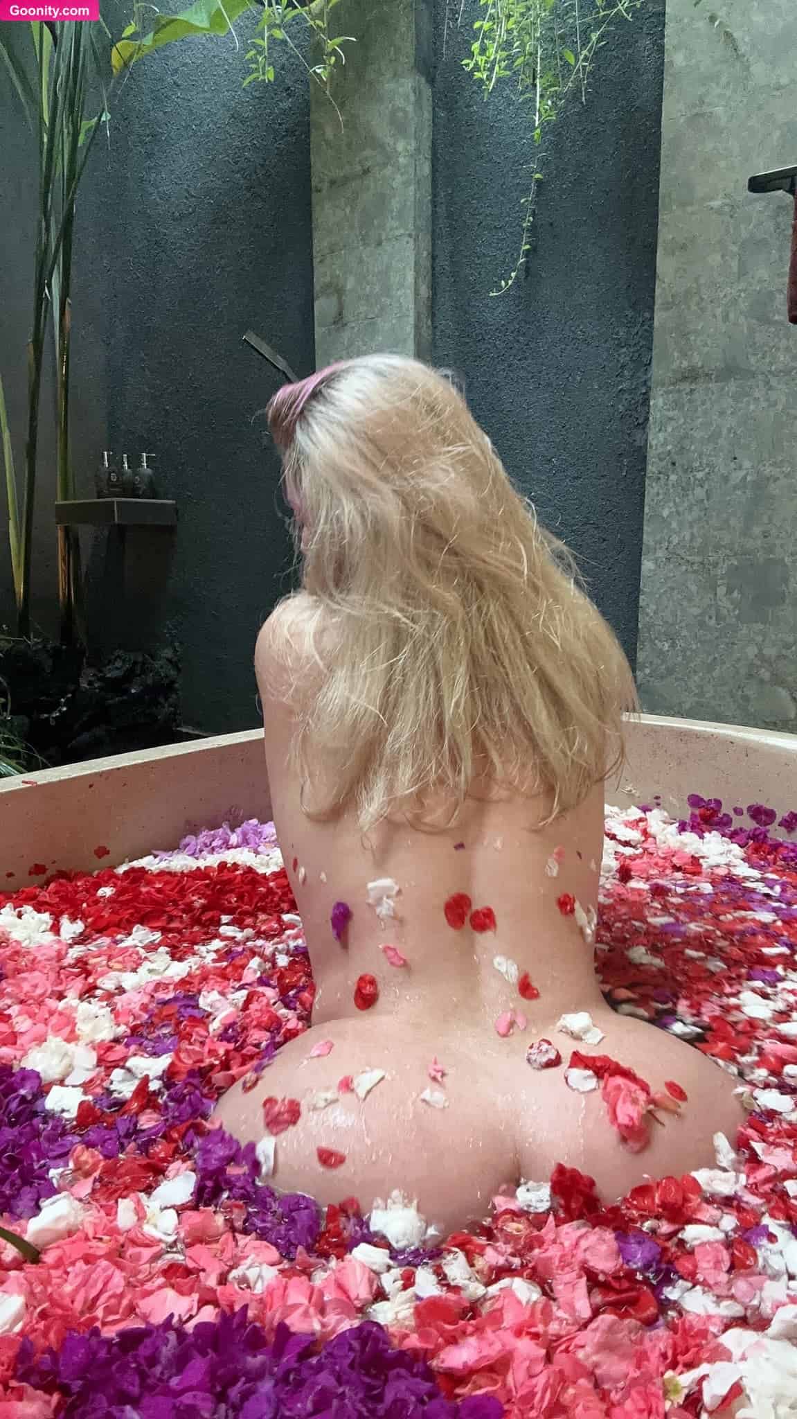 thesabrinabanks photo 83