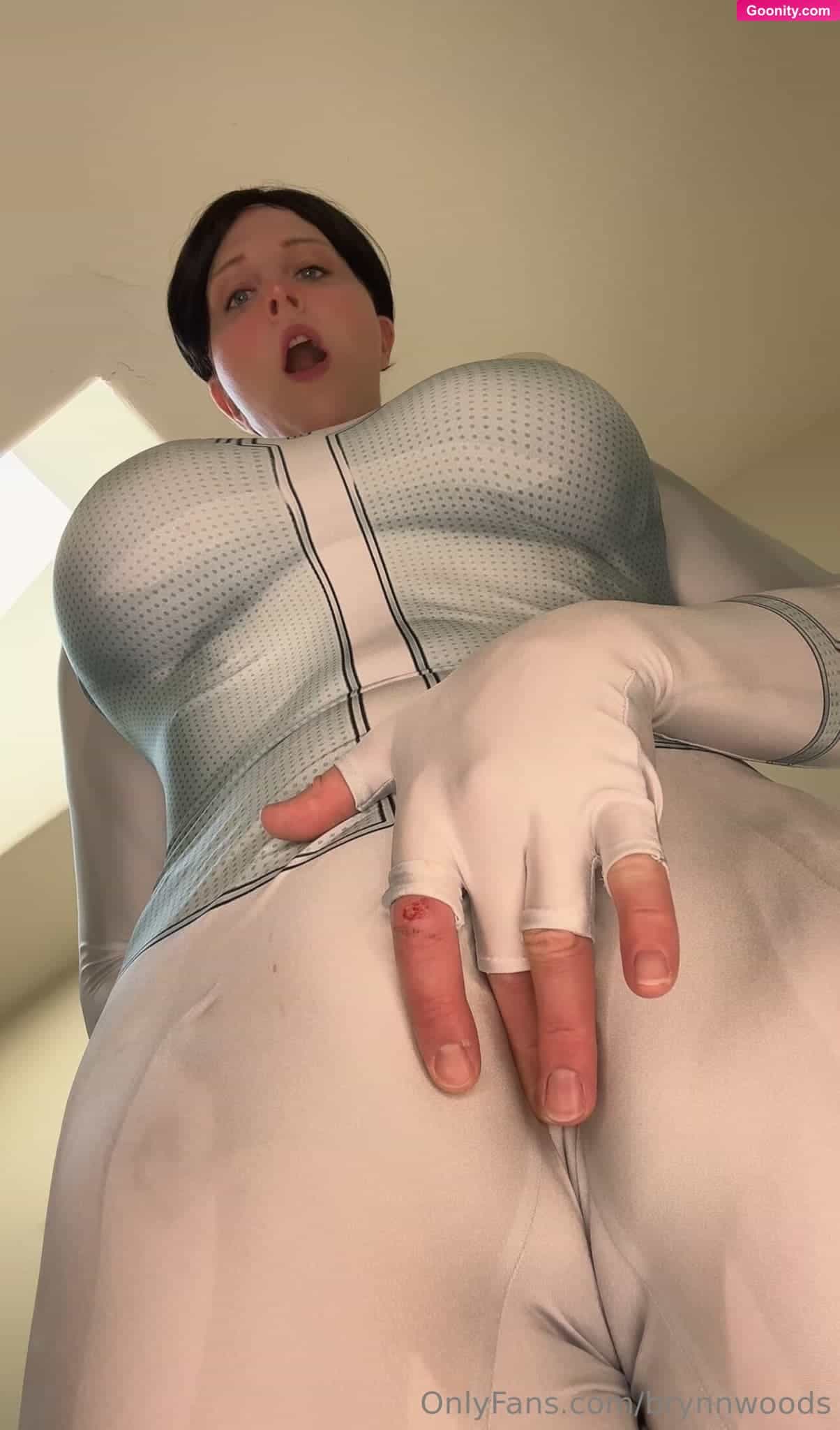 Brynn Woods photo 93