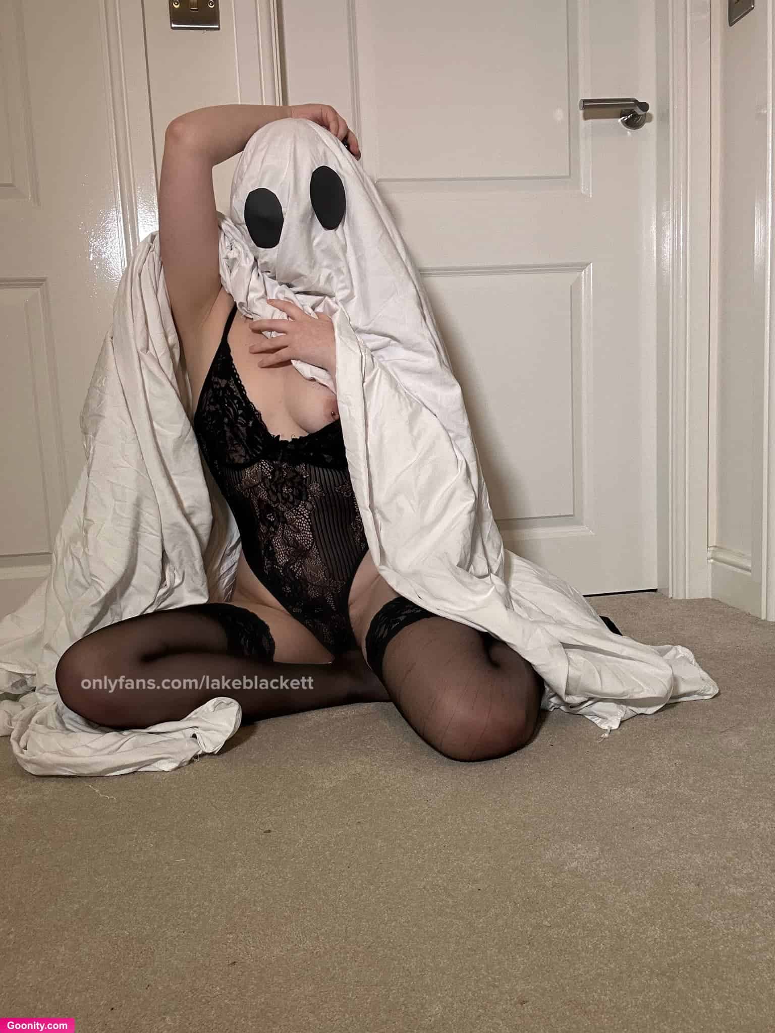 Play with me ðŠð©µLake B photo 123