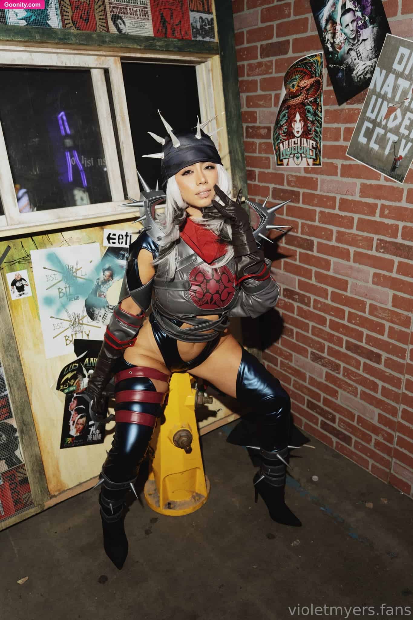 Violet Myers photo 41