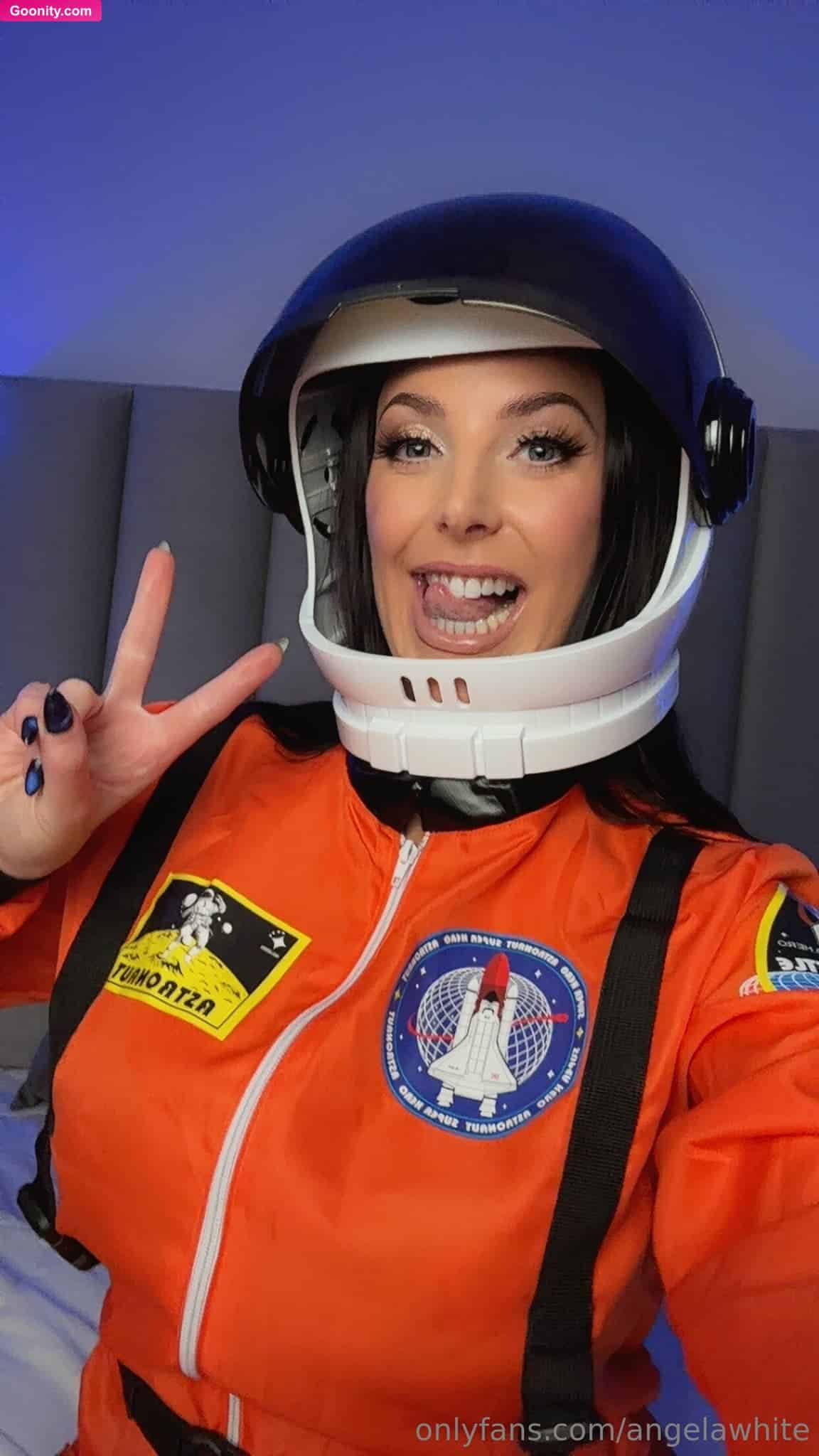 ANGELA WHITE photo 76