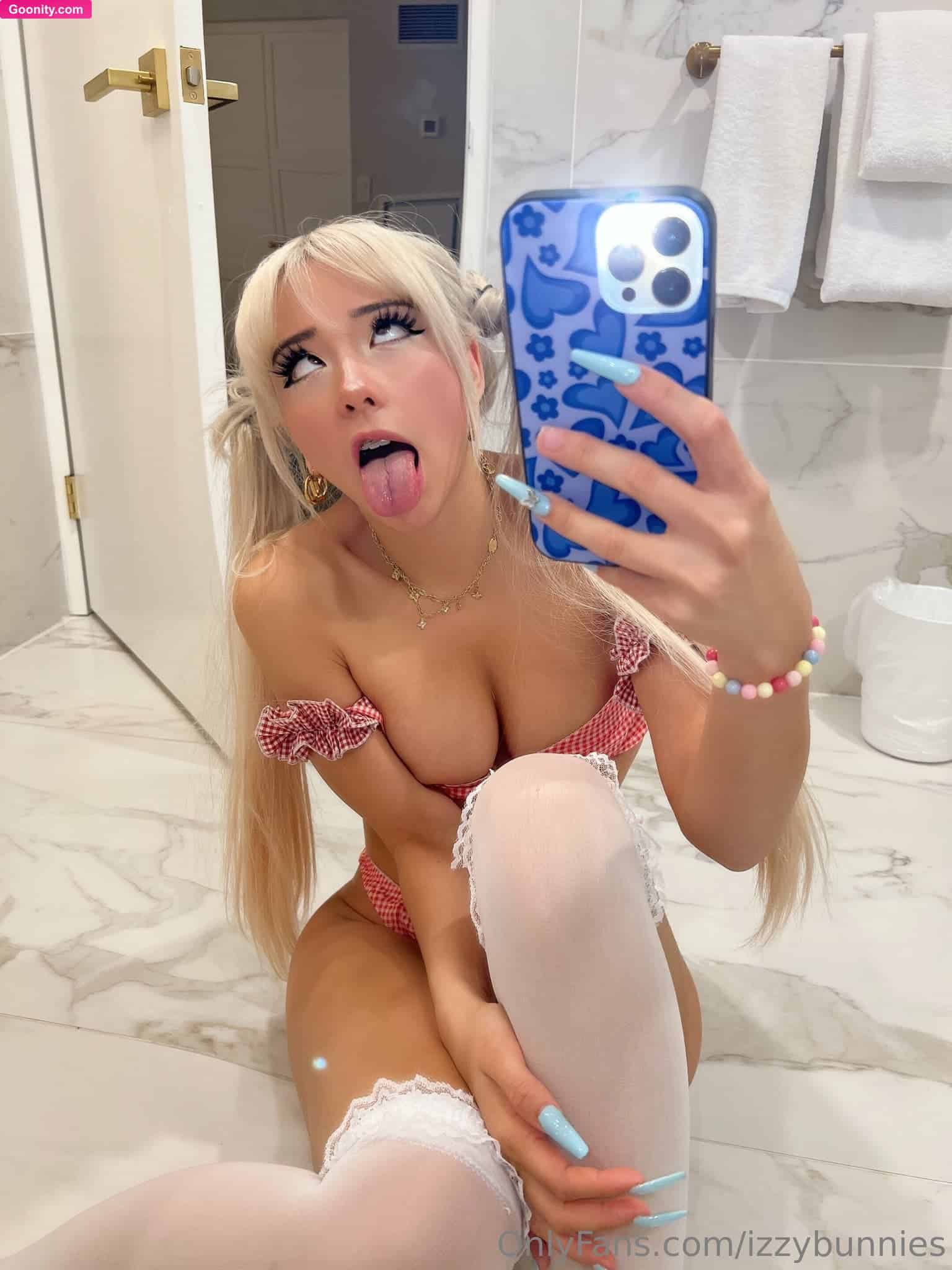 Izzy Skye 🐾 photo 63