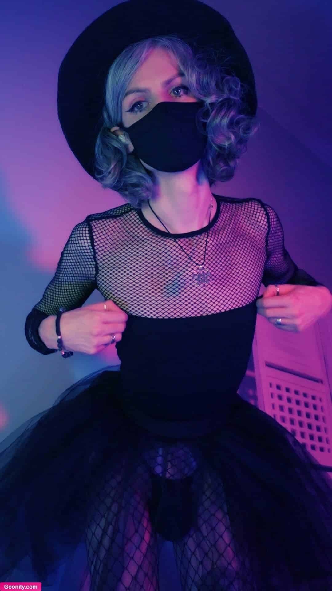 your_witch_alba - Photo 34