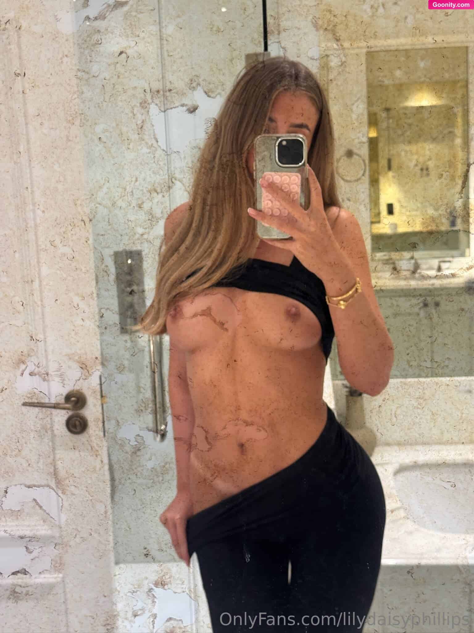 Lily Phillips photo 42