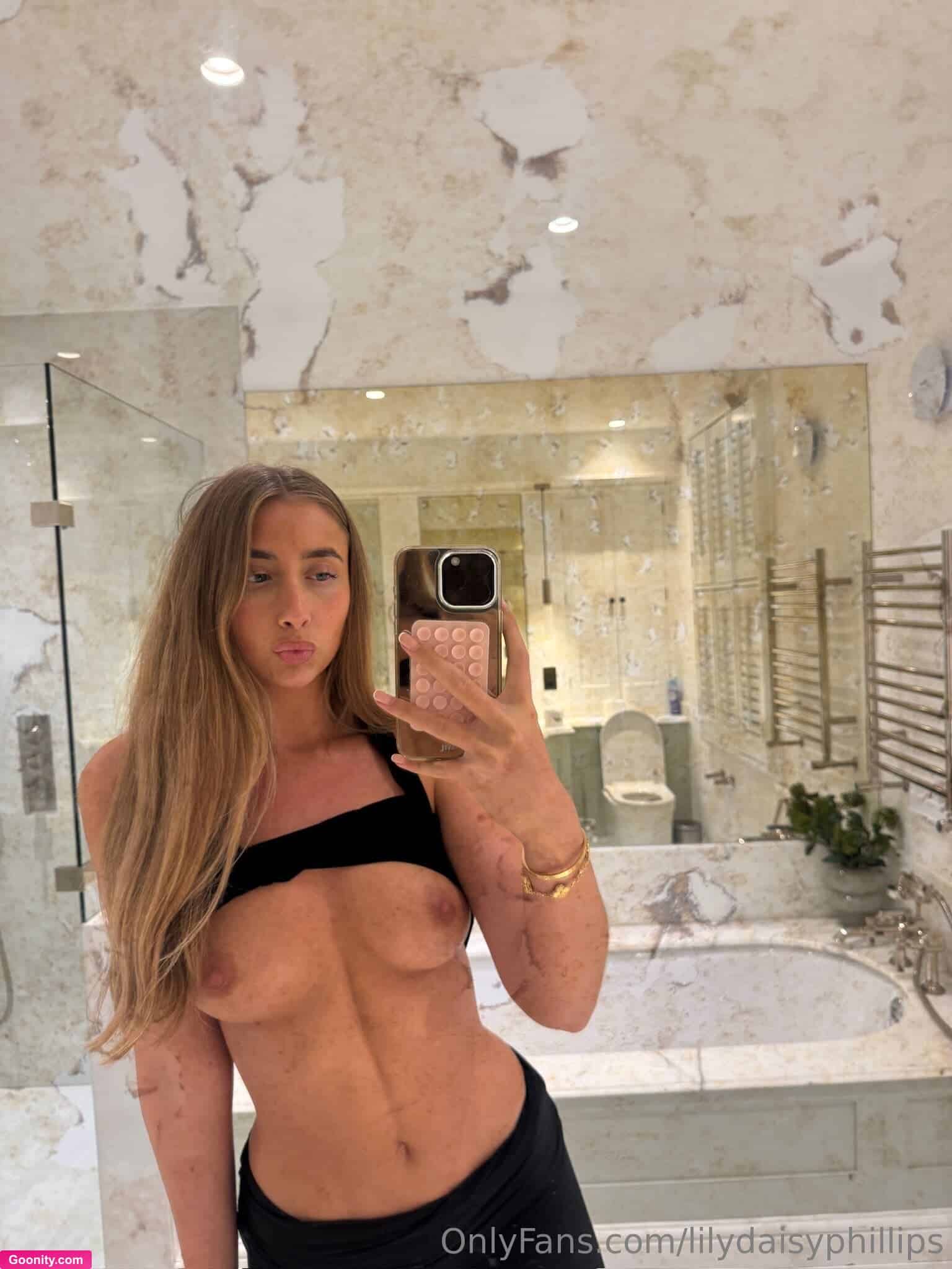 Lily Phillips photo 45