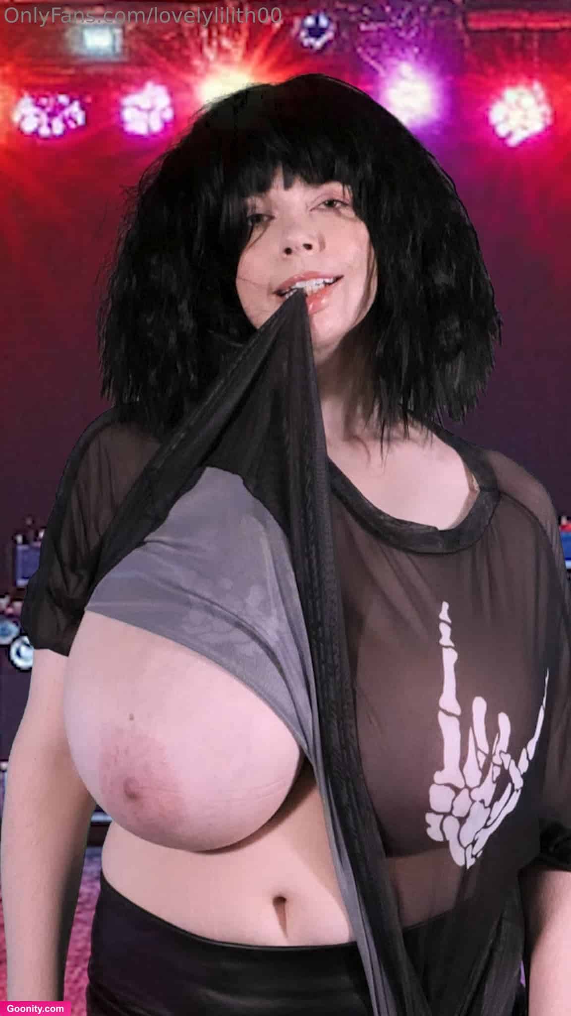 lovelylilith00 - Photo 23