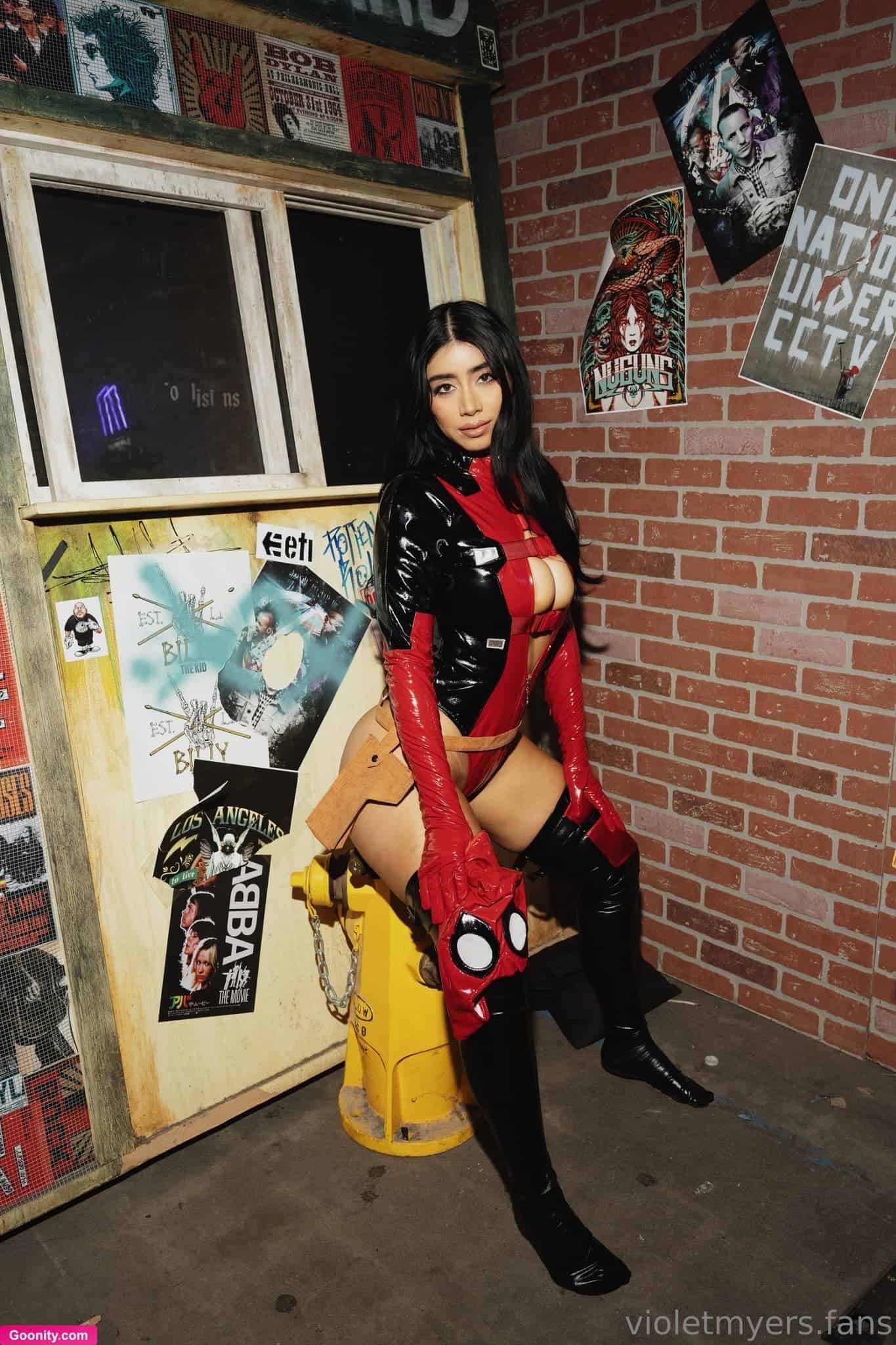 Violet Myers photo 50